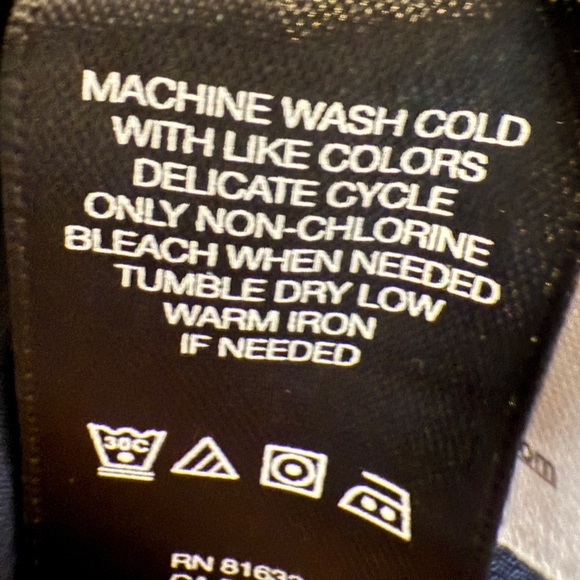 Kenneth Cole New York Men’s Blue Dress Shirt with Tonal Stripes - Size Large - Picture 13 of 13